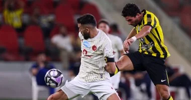 البيشي يمنح الاتفاق انتصارًا مثيرًا على ضمك في الدوري السعودي