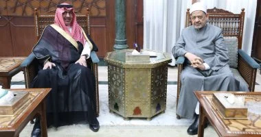 شيخ الأزهر يستقبل السفير السعودي ويثمن التنظيم المتقن لموسم الحج