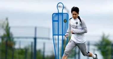 باريس سان جيرمان يعلن آخر تطورات إصابات لاعبيه قبل مواجهة لانس الحاسمة في الدوري