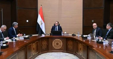 رئيس الوزراء يوجه بتعزيز دعم قطاع السياحة ومبادرات التحفيز