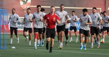 انضمام إمام عاشور لتدريبات الفريق الجماعية في الأهلي