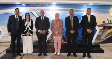 نائب محافظ الإسكندرية ترفع فعاليات اليوم العالمي للمرأة في القطاع البحري