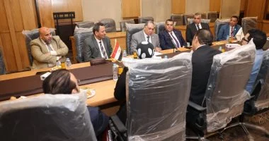 نقيب المحامين يلتقي وفد تنسيقية شباب الأحزاب لمناقشة تفاصيل بروتوكول التعاون المشترك