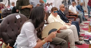 وزير السياحة يكرم فرق ترميم مقبرتي أمنحتب وساموت في احتفالية ميدانية