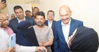 محافظ السويس يتفقد أوضاع أسر “أبو عارف” في مساكنهم البديلة لضمان الاستقرار