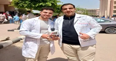 طلاب تمريض الزقازيق يختتمون تجربتهم الجامعية بأجمل الذكريات في آخر يوم عملي