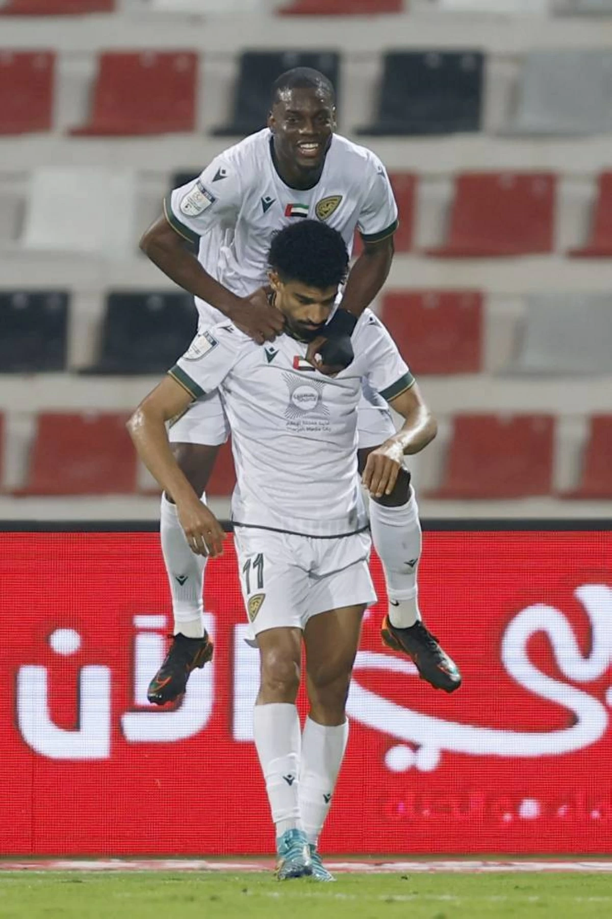 هدف يحرم خورفكان من فوز تاريخي