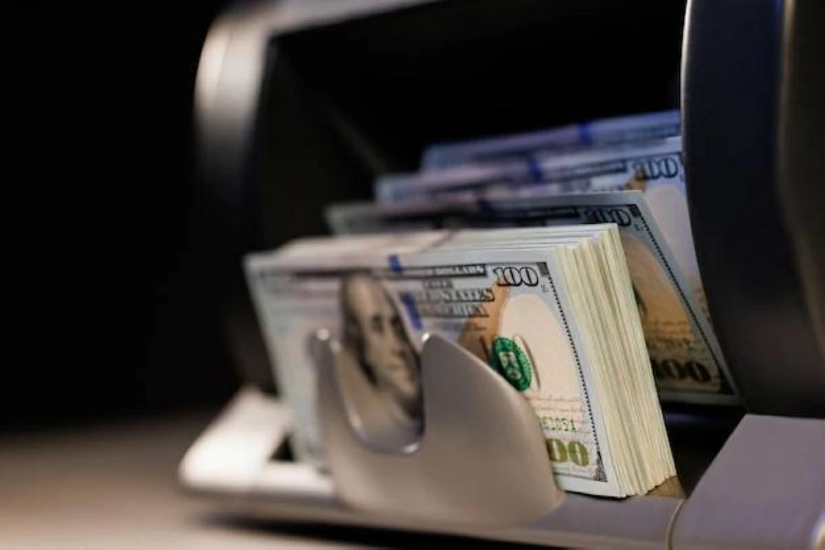 أسعار صرف الدولار في البنوك المصرية ليوم الأحد 10 مايو 2026