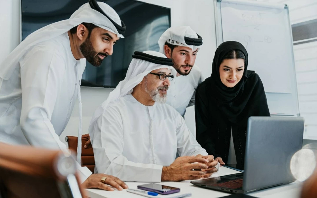 إماراتيون يبرزون في قطاعات التشييد والتجارة ضمن القطاع الخاص