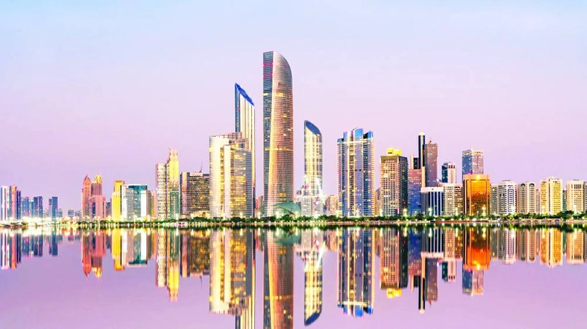 مؤشر بلومبيرغ: الاقتصاد الإماراتي الصلب يخفف تأثير تقلبات الأسواق
