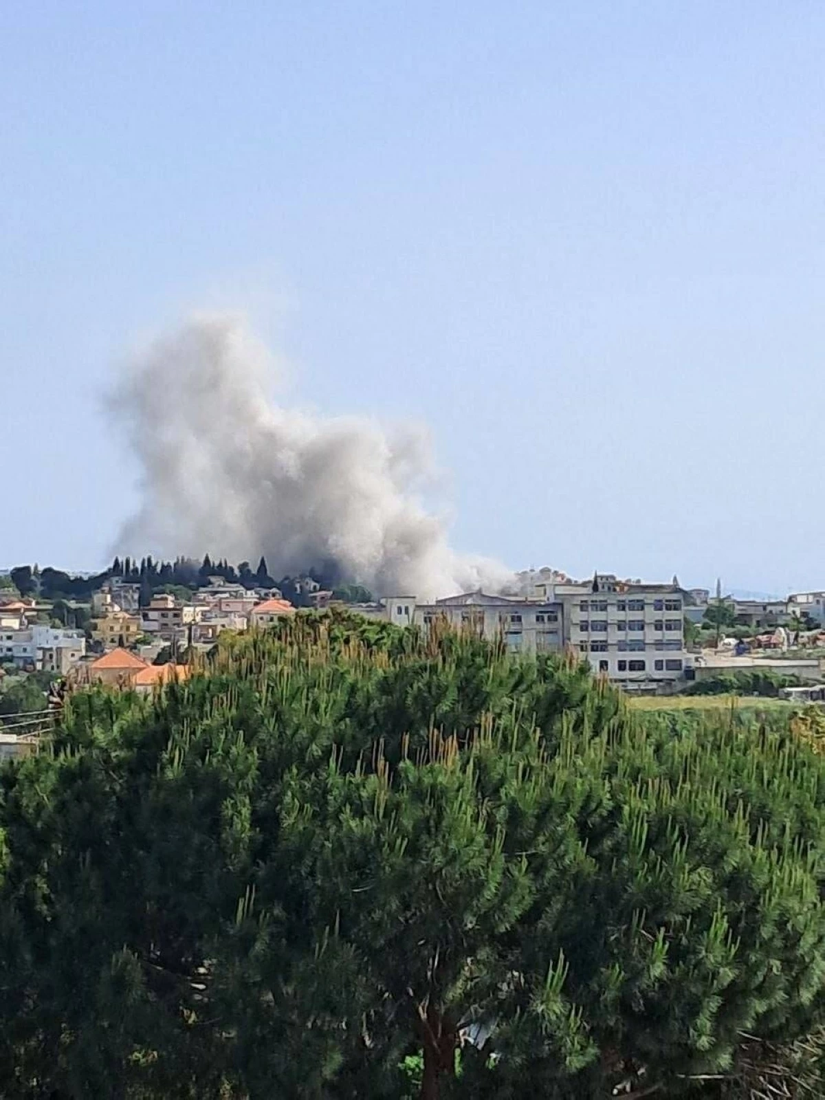 الجيش الإسرائيلي يصدر تحذيرًا بإخلاء 12 قرية لبنانية فوراً
