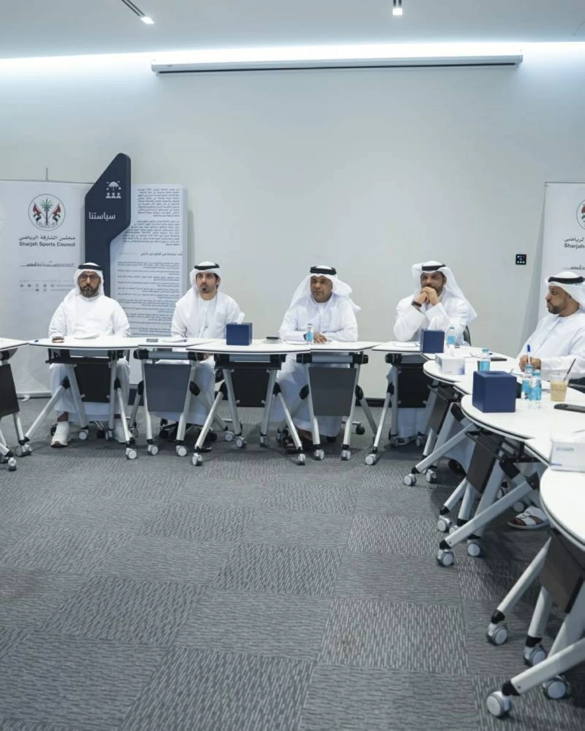 اللجنة المنظمة لمهرجان كلباء الرياضي تناقش استراتيجيات تطوير الفعالية