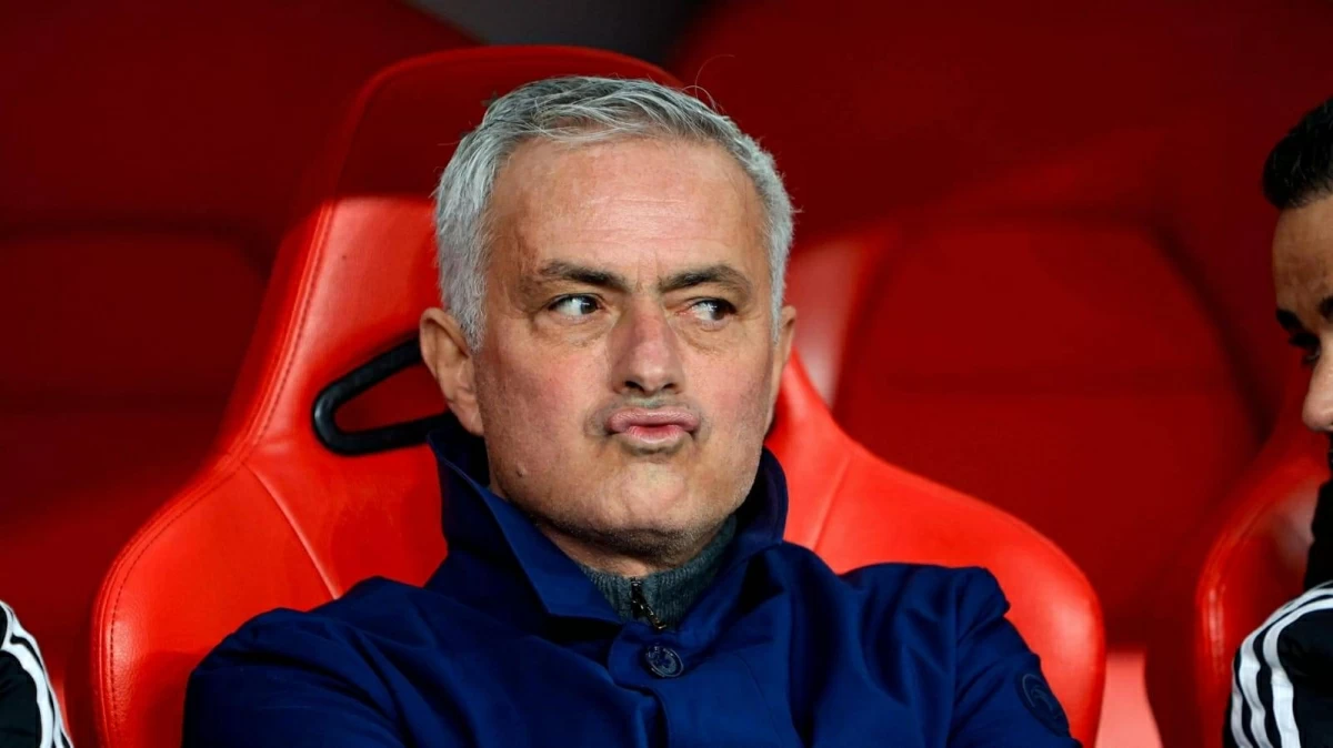 تفاصيل عودة مورينيو إلى ريال مدريد: تشكيل الجهاز الفني الجديد وخطط الصفقات المقبلة