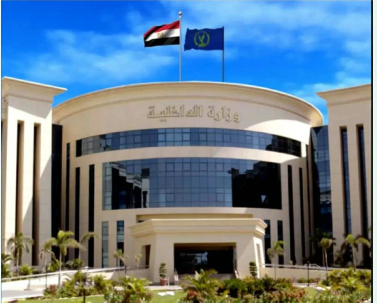 إلقاء القبض على ثلاثة طلاب في مصر بتهمة الاعتداء على معلم داخل المدرسة