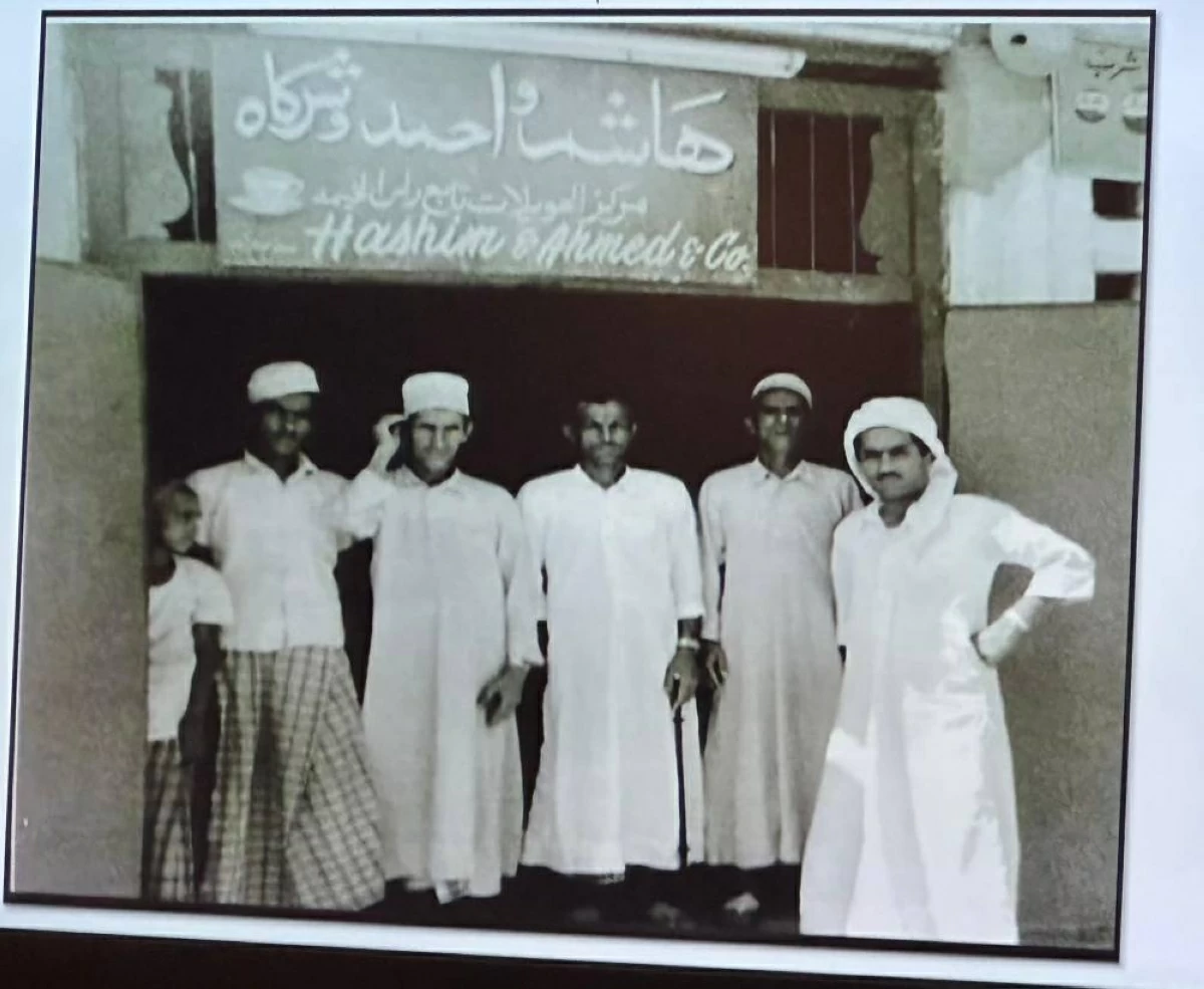 دكان هاشم وبدو مليحة: سرد تاريخي لمسارات القوافل القديمة