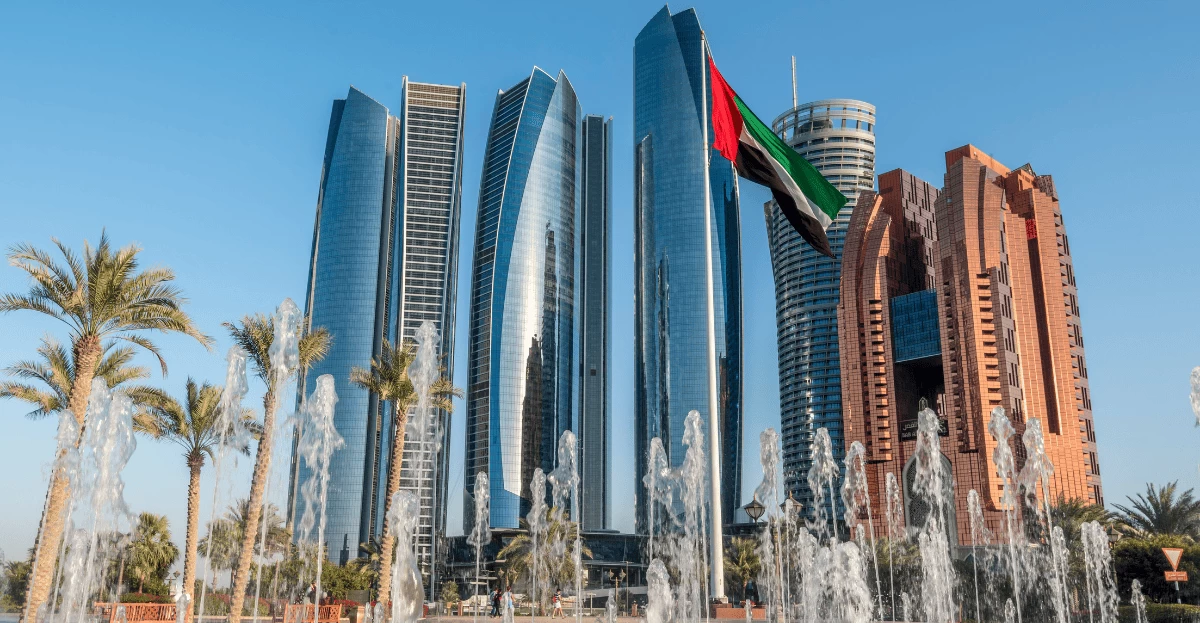 أبوظبي تعزز نمو قطاع السياحة باعتمادات استثمارية واسعة
