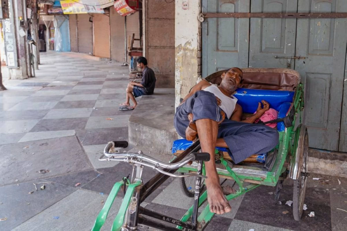 موجة حرارة غير معتادة تسفر عن وفاة 16 شخصًا في الهند
