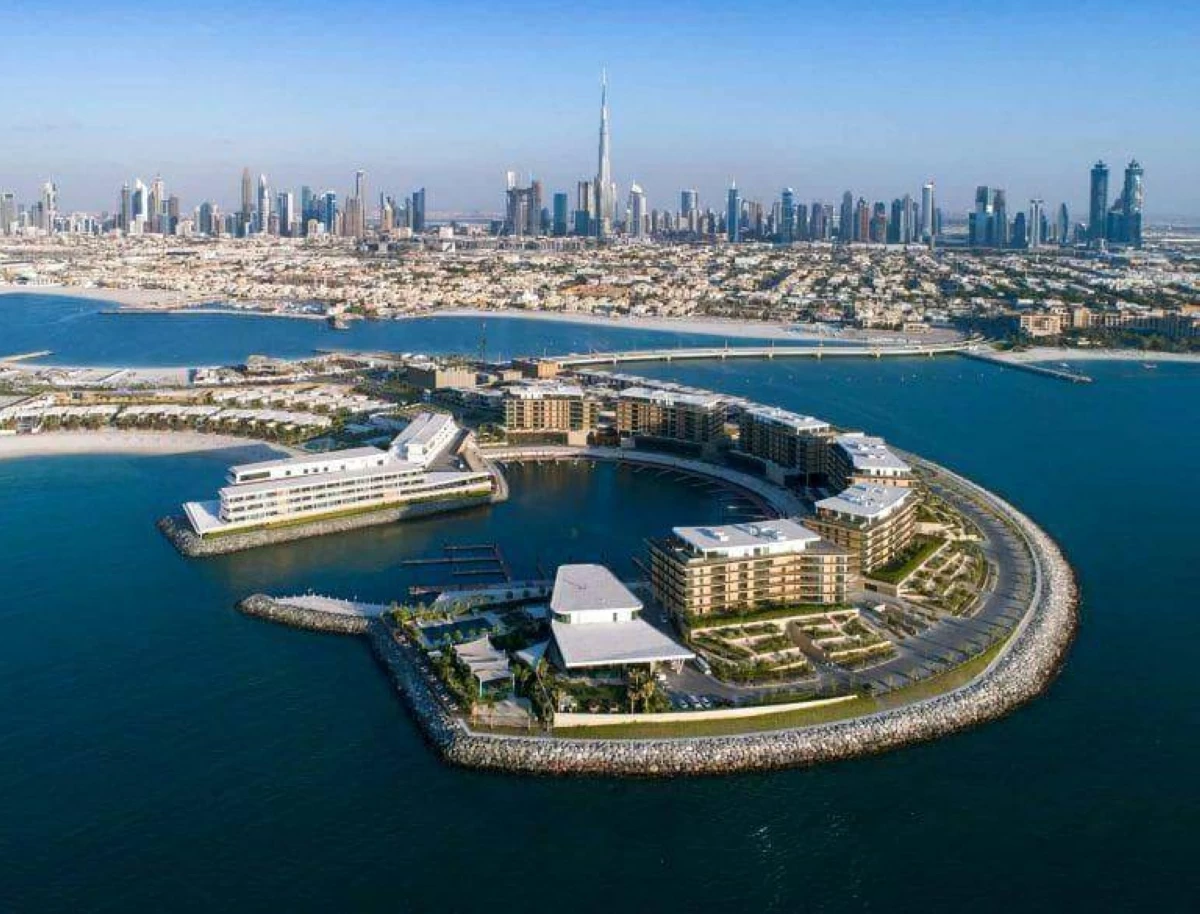 تسويق قطعتين أرض في دبي بسعر 580 مليون درهم