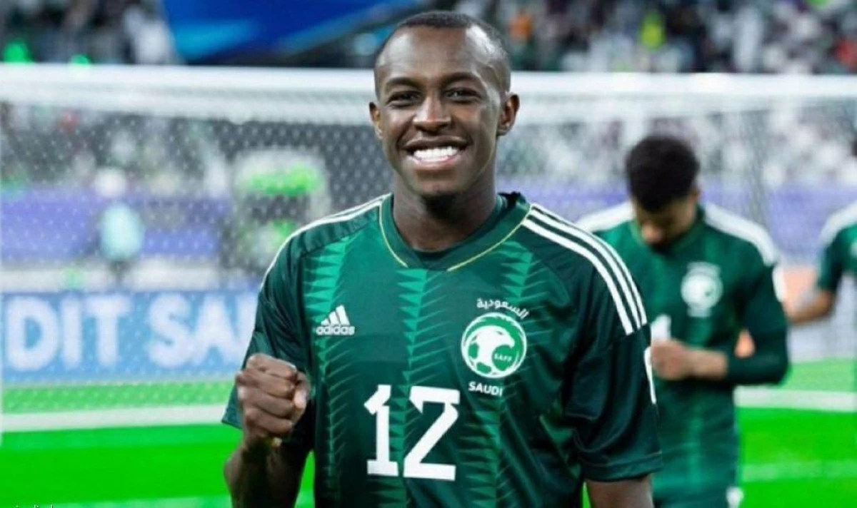 تأجيل انضمام سعود عبدالحميد لمعسكر المنتخب بسبب فقدان جواز السفر