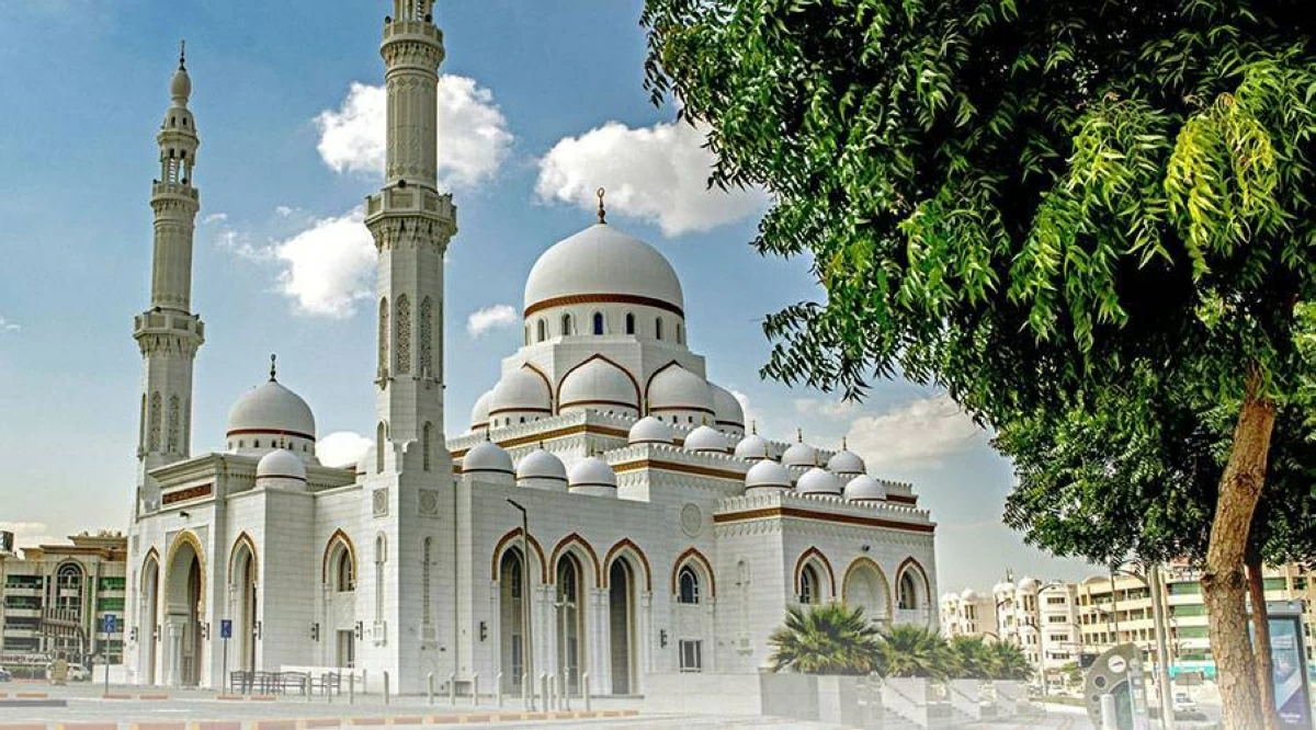 دبي تستعد لاستقبال صلاة عيد الأضحى في 937 مسجداً