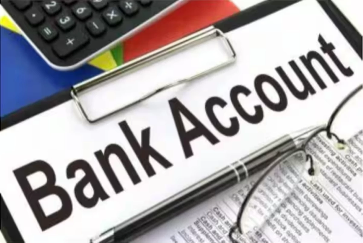 كيفية إدارة التكاليف عند فتح حساب مصرفي لتجنب الزيادة غير الضرورية
