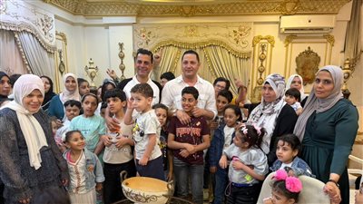النائب سيد سمير يشارك أطفال ذوي الهمم فرحة عيد الأضحى في الدقهلية