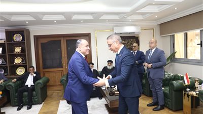 النائب عمرو رشاد يهنئ محافظ الجيزة بعيد الأضحى المبارك