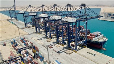 الموانئ المصرية تحقق نمواً بارزاً يعزز موقعها في تجارة الترانزيت