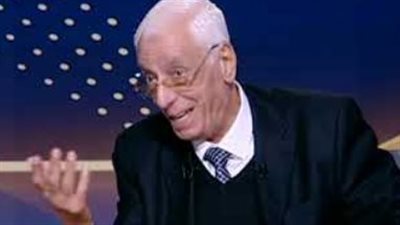 لو بتجيلي آلام في صدري تشبه الضربة أعمل إيه؟.. حسام موافي يرد