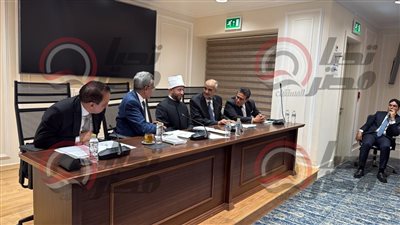 التأخير بسبب اجتماع الوزير مع رئيس الوزراء