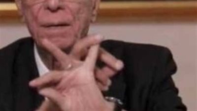 الصداع والقيء وزغللة العين.. ثالوث خطير يحذر منه حسام موافي