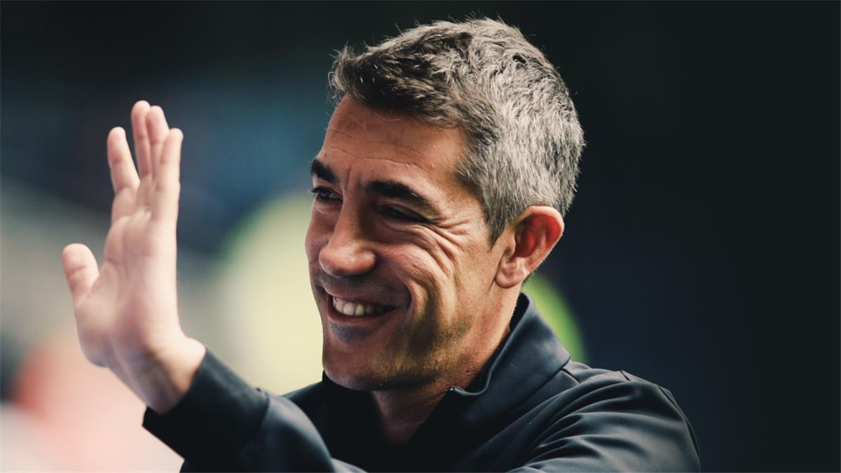 خاص | برونو لاج يحسم موقفه من تدريب الأهلي