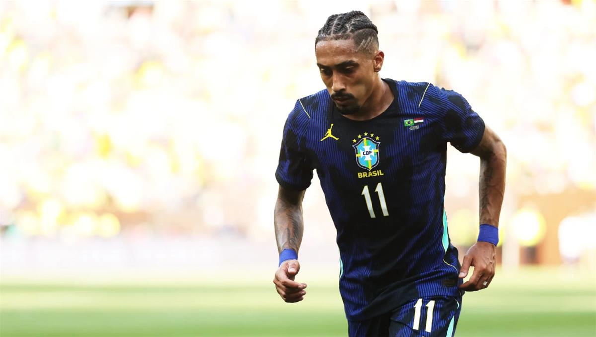 رافينها: الفوز على مصر يمنحنا الثقة قبل المونديال.. ولا بديل عن تتويج البرازيل بكأس العالم