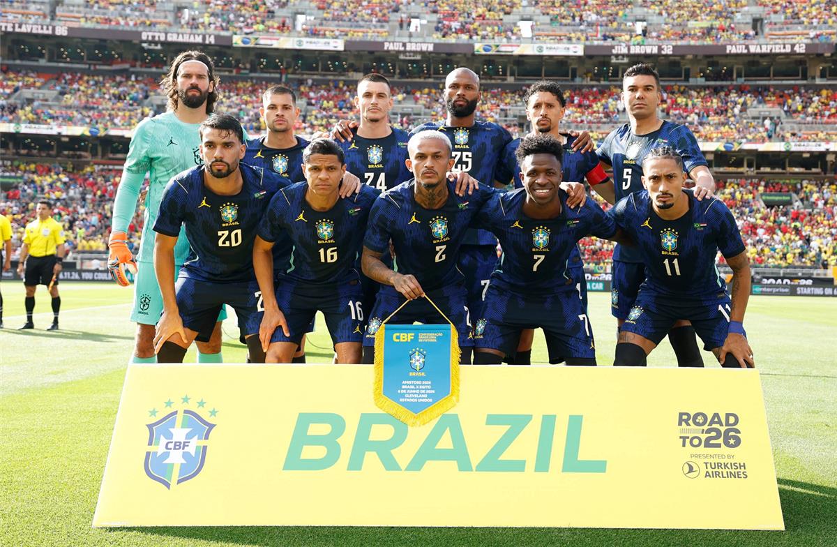لاعب البرازيل يعترف بخطئه في مباراة مصر: ما فعلته كاد أن يكلفنا النتيجة