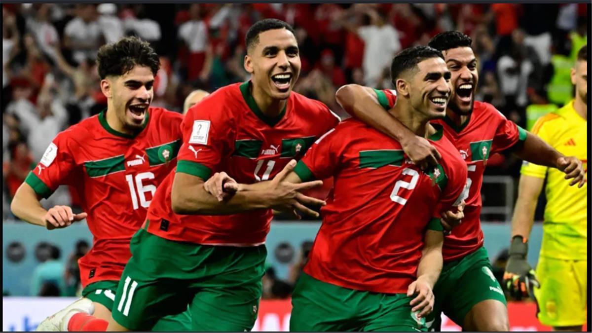 مدرب المغرب يكشف موقف الزلزولي ومزراوي من اللحاق بمباراة البرازيل في كأس العالم