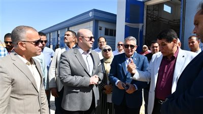 محافظ الفيوم يتابع ميدانياً تشغيل توسعات محطة العزب للمياه ويتفقد سيارات الصرف الصحي الجديدة