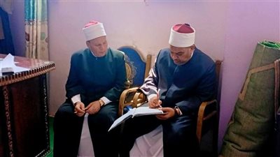 وكيل وزارة الأوقاف ببني سويف يتابع سير العمل بإدارة الواسطى ويُحيل مخالفات للشؤون القانونية