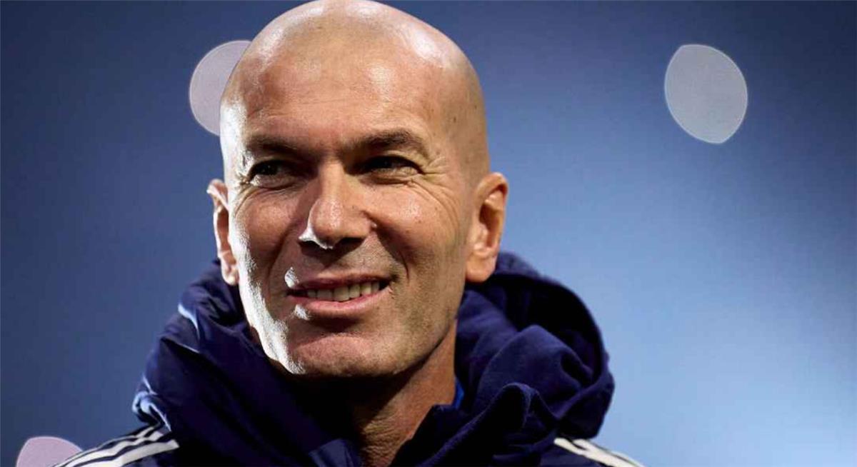 زيدان يكسر صمته بشأن تدريب منتخب فرنسا بعد كأس العالم