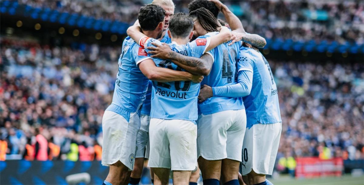 مانشستر سيتي يقطع الطريق على ريال مدريد ويقدم عرضًا لتمديد عقد لاعبه