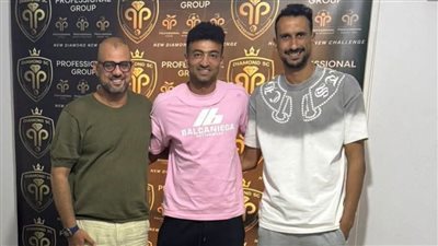 دياموند يضم إسلام شرف حارس مرمي المنصورة موسمين