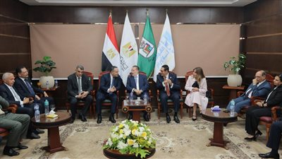 محافظ البنك المركزي ووزير التعليم العالي يفتتحان مشروعات طبية جديدة بالمعهد القومي للأورام بعد تطويرها بدعم مصرفي