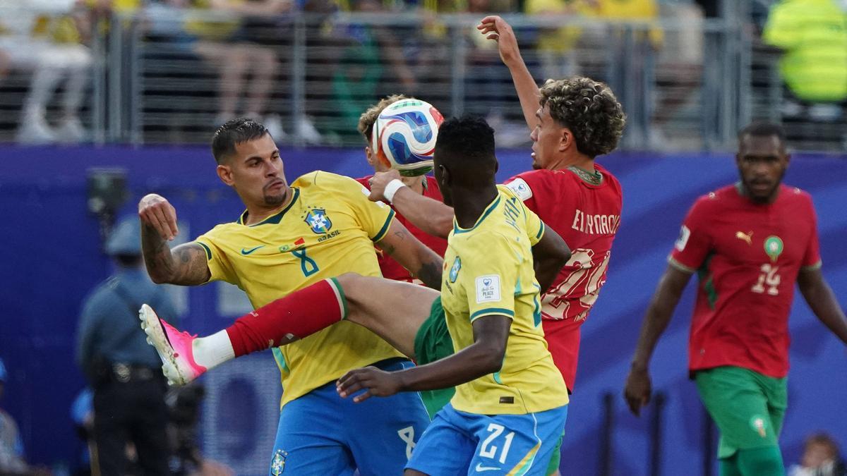 ليس لسوء مستواهم.. برونو جيماريش يبرر تعادل البرازيل مع المغرب في كأس العالم