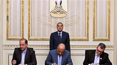 60 مليار جنيه لتطوير شبكة الكهرباء.. الحكومة تمول مشروعات استيعاب الطاقات المتجددة