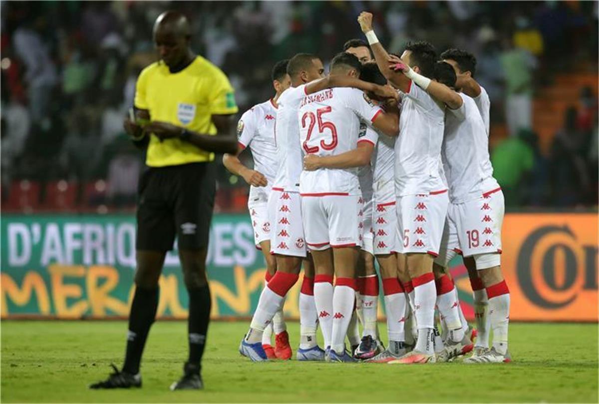 لاعب تونس بعد السقوط بخماسية أمام السويد: سنعوض في القادم وأعتذر للجماهير