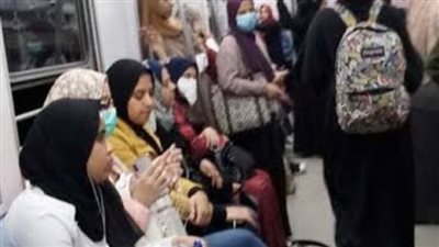 كيف تحمين نفسك من التحرش والمضايقات في المترو والميكروباص؟