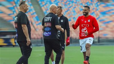 المنسق الإعلامي لمنتخب مصر يكشف تفاصيل مثيرة عن محمد صلاح وحسام حسن بعد مباراة بلجيكا