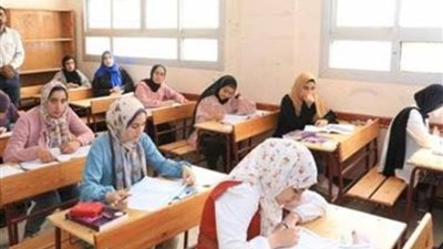 “التربية والتعليم” تطبق نظام “المجمعات الامتحانية” لأول مرة بالثانوية العامة لتأمين 921 ألف طالب