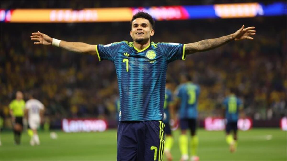 لويس دياز: حققت حلمي في كأس العالم.. وكنا نعلم صعوبة مواجهة أوزبكستان