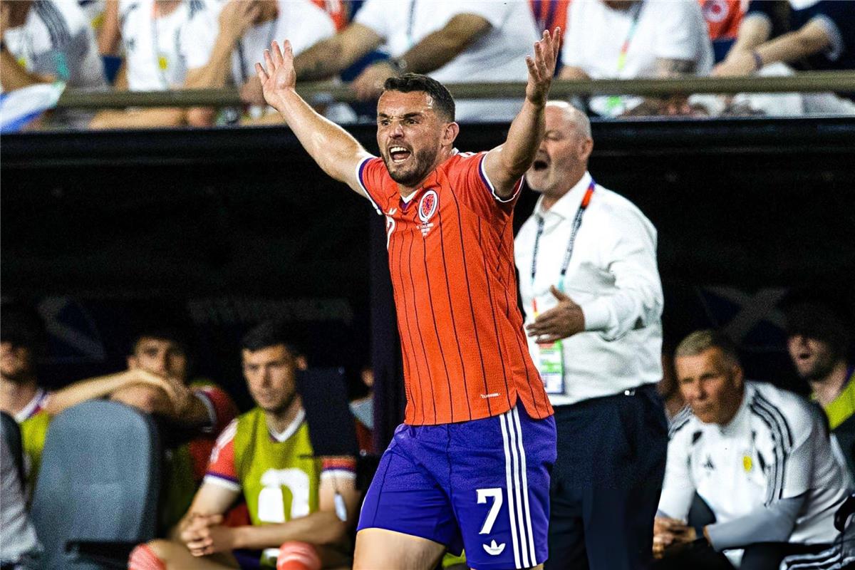 لاعب اسكتلندا: الحكم ظلمنا.. والمغرب أفلت من العقوبة