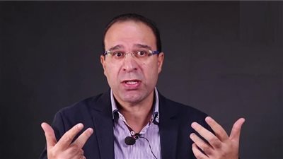 عصام الشوالي يهنئ منتخب مصر بعد الفوز على نيوزيلندا بثلاثية فى كأس العالم